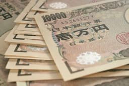 厚生年金保険料はどう決まる？意外と知らない計算方法。手取り減少分のカバー術つき